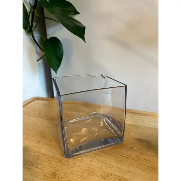 5” tall Glass Square vase - Picture 1 of 7